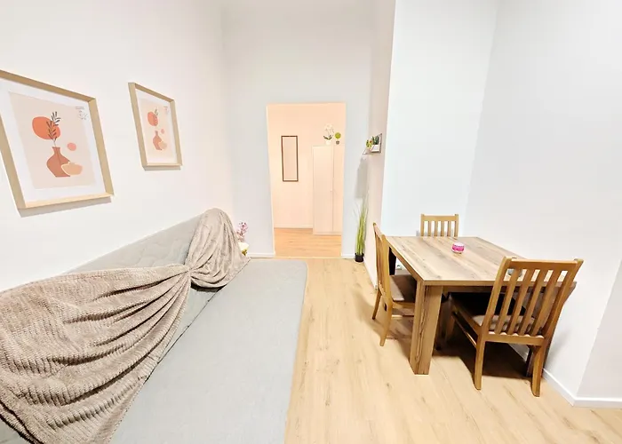 Appartement Spacious For Group - 15 Min From Airport & Center, 5 Min From Main-bus Station Ez11 Wenen